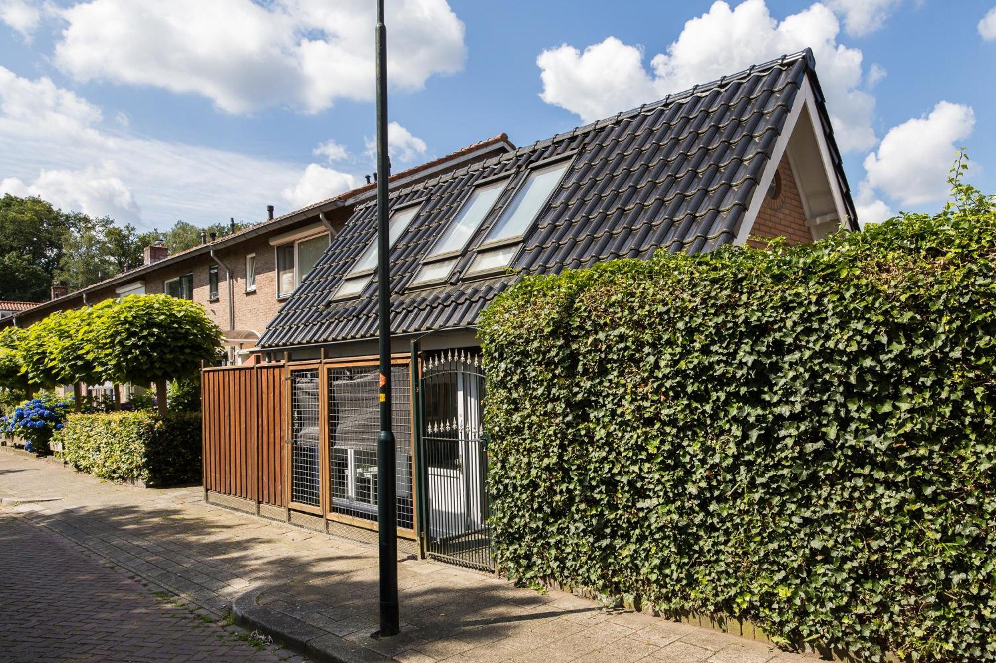 Luxe Wellness Apartment Apeldoorn With Jacuzzi And Sauna ภายนอก รูปภาพ