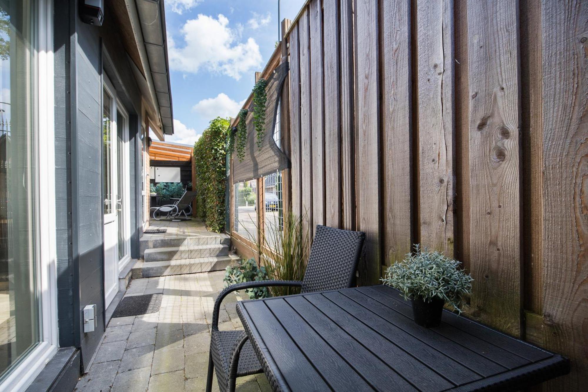 Luxe Wellness Apartment Apeldoorn With Jacuzzi And Sauna ภายนอก รูปภาพ