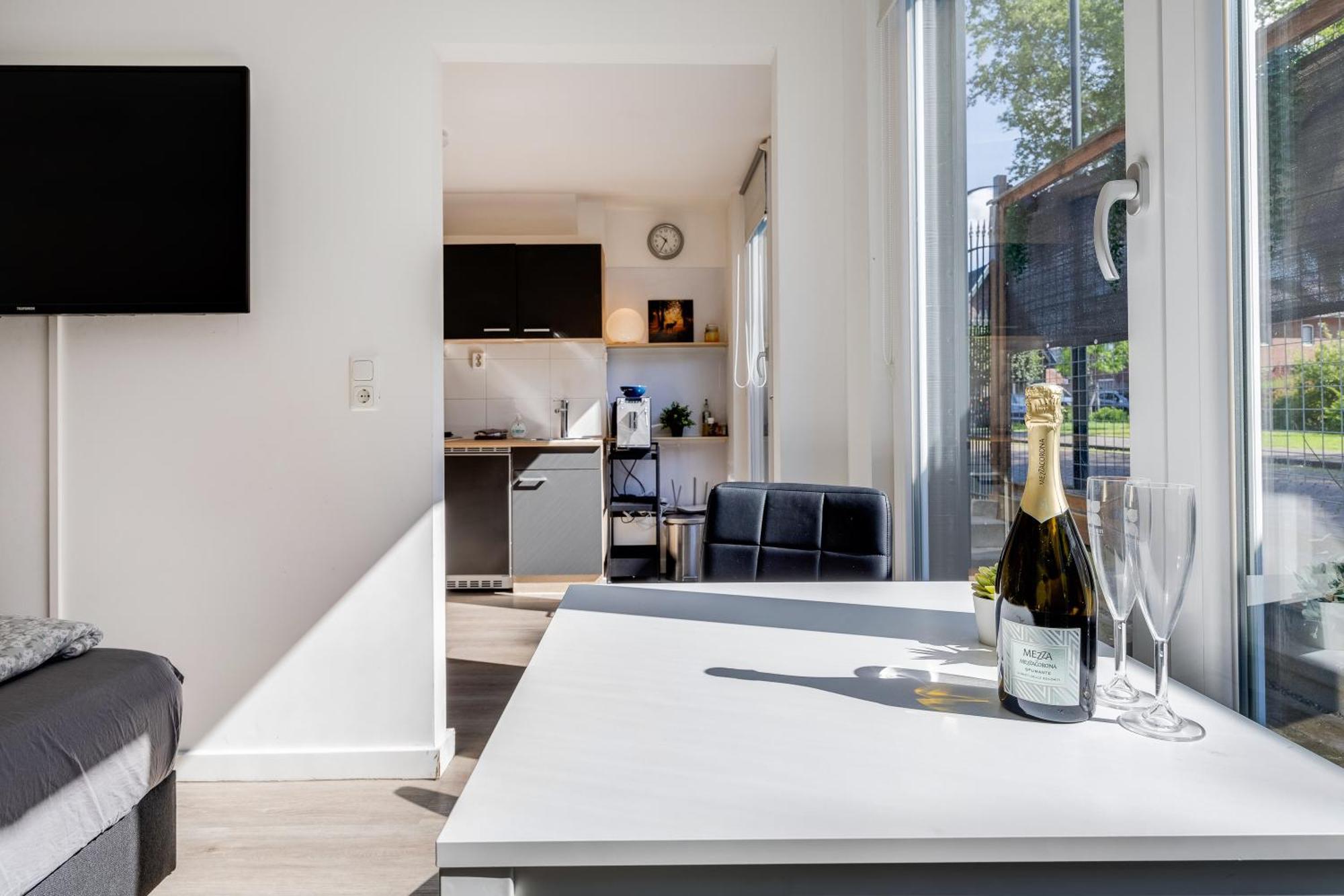 Luxe Wellness Apartment Apeldoorn With Jacuzzi And Sauna ภายนอก รูปภาพ