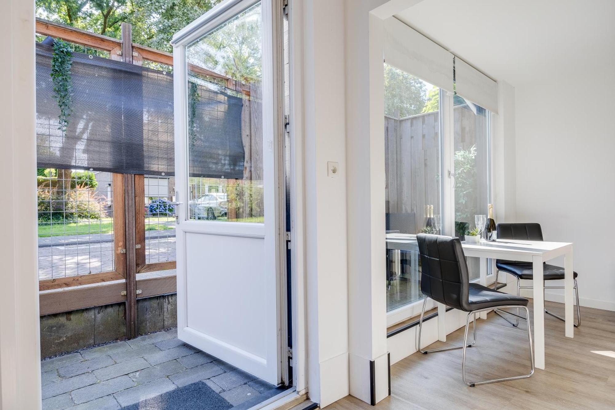 Luxe Wellness Apartment Apeldoorn With Jacuzzi And Sauna ภายนอก รูปภาพ